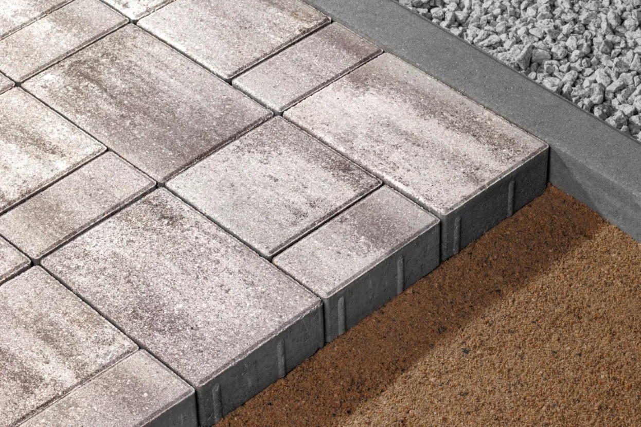 Вибропрессованная тротуарная плитка Ромб-Арт Колор Микс Пантеон Арктика фото