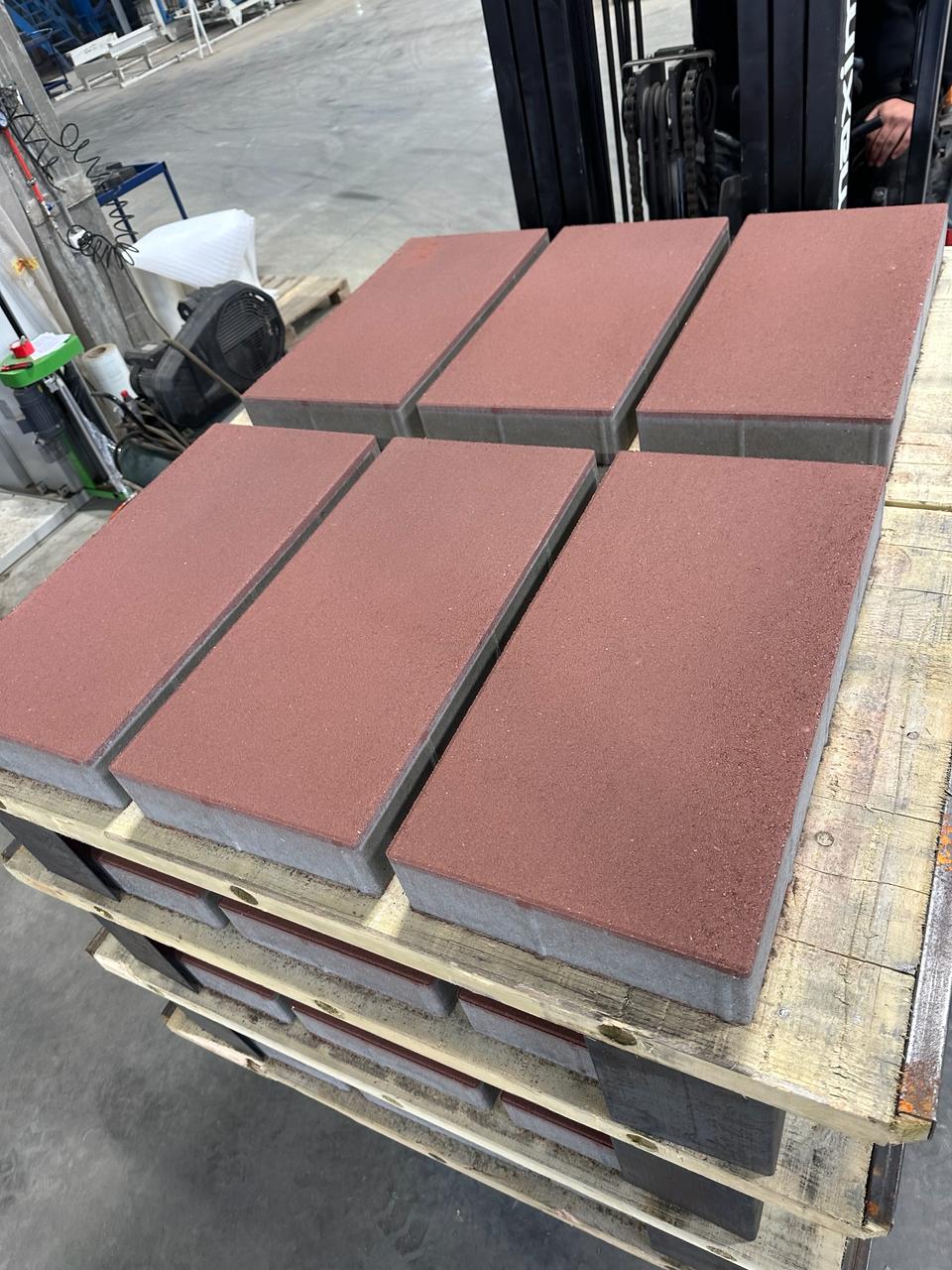 Вибропрессованная тротуарная плитка Ромб-Арт Стандарт Резиденция Марс фото