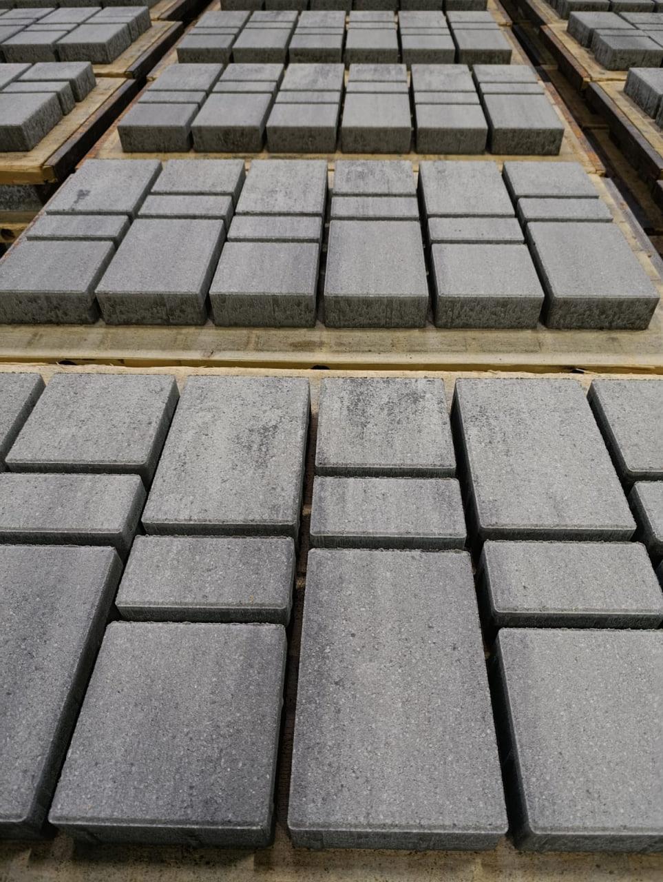 Вибропрессованная тротуарная плитка Ромб-Арт Колор Микс Пантеон Арктика фото