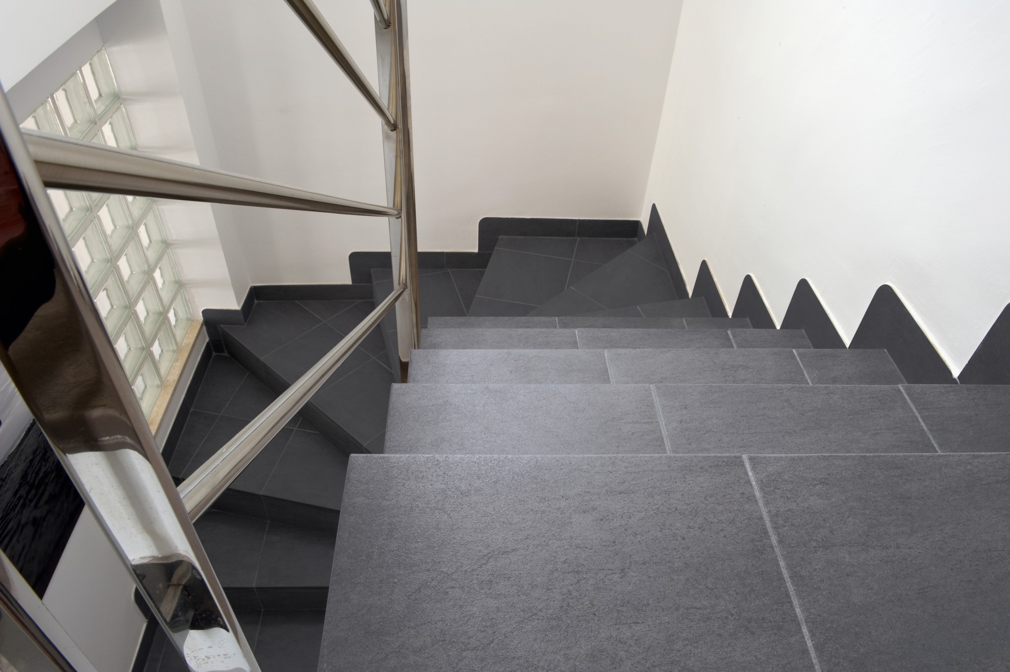 Керамическая cтупень Exagres Mediterraneo Grafito фото