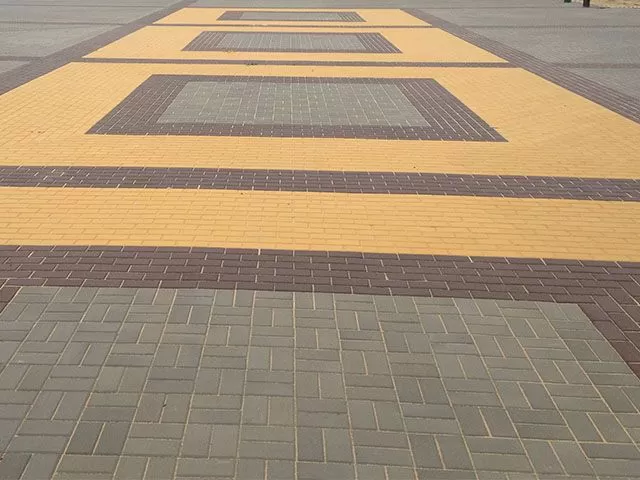 Тротуарная плитка SteinRus Прямоугольник Лайн Желтый фото